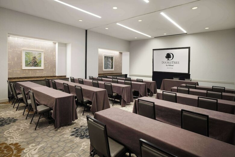 Hotel Doubletree By Hilton Austin