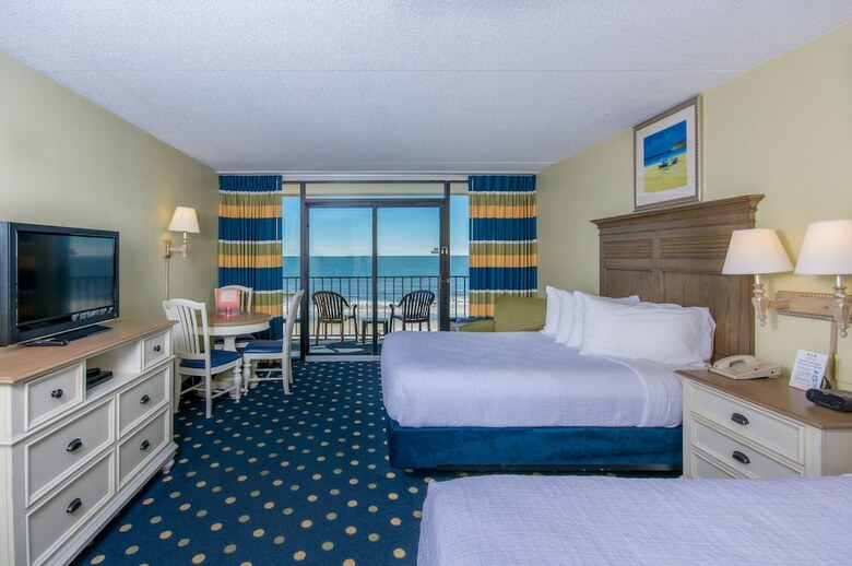 Hotel Compass Cove