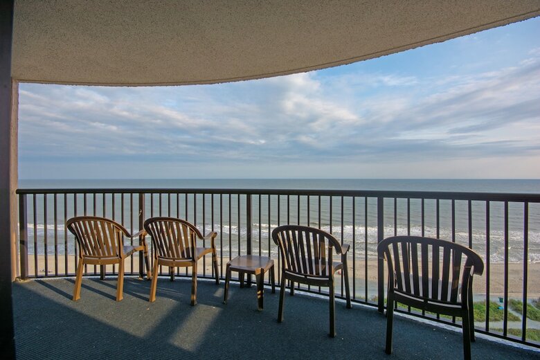 Hotel Compass Cove