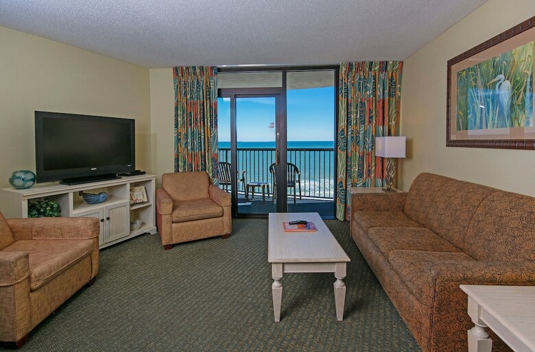 Hotel Compass Cove