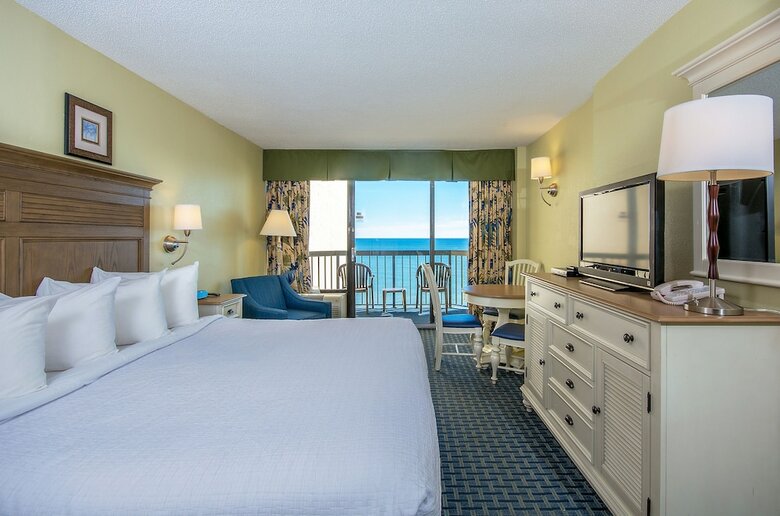 Hotel Compass Cove
