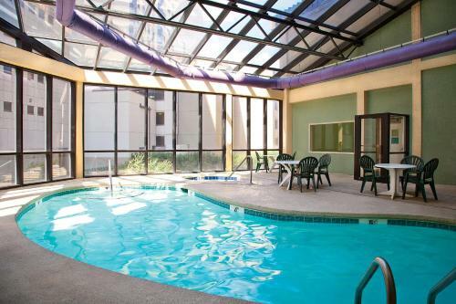 Hotel Beach Cove Resort