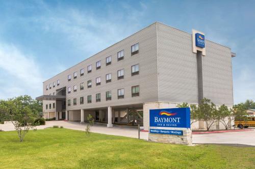 Hotel Baymont By Wyndham Columbus