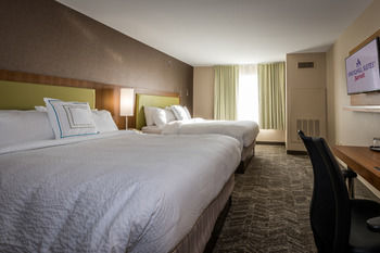 Holiday Inn Hotel & Suites Denton University Area