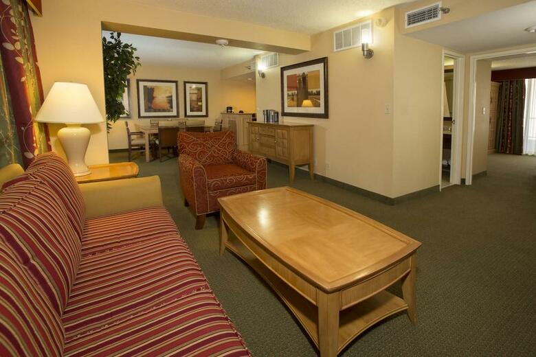 Hotel Embassy Suites Dallas - Park Central Area