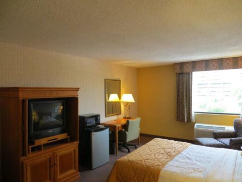 Ramada Park Central Hotel