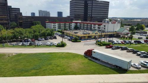 Ramada Park Central Hotel