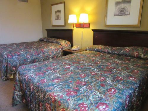 Hotel Bella Vista Inn And Suites