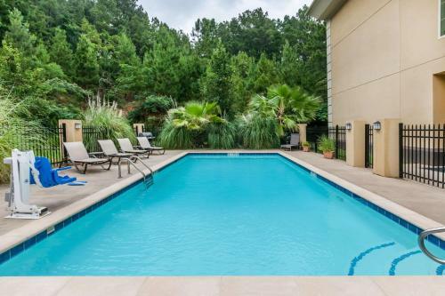 Hotel Baymont Inn And Suites Henderson