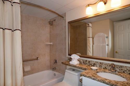 Hotel Casa Del Mar Beachfront Suites