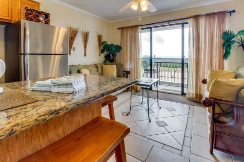 Hotel Casa Del Mar Beachfront Suites