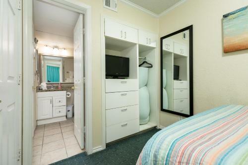 Hotel Casa Del Mar Beachfront Suites
