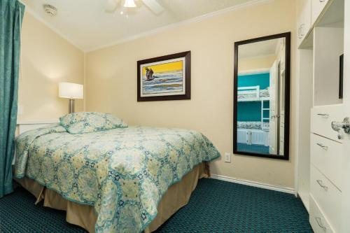 Hotel Casa Del Mar Beachfront Suites