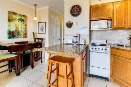 Hotel Casa Del Mar Beachfront Suites