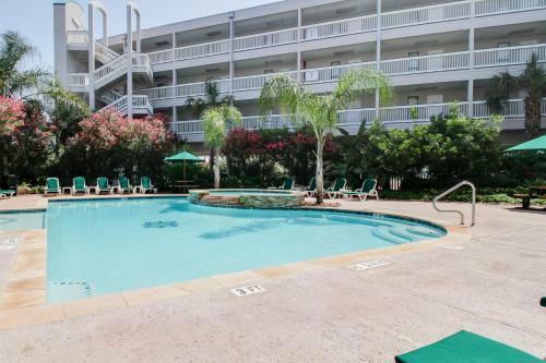 Hotel Casa Del Mar Beachfront Suites