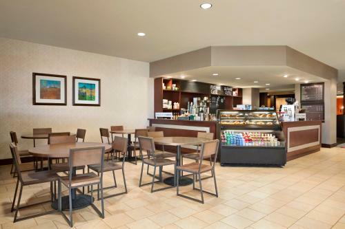 Hotel Doubletree By Hilton Dfw Airport North