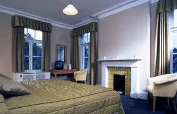 Chancellors Hotel & Conference Centre