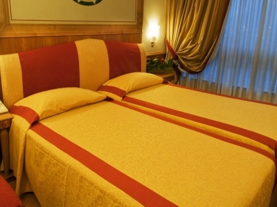 Renaissance Naples Hotel Mediterraneo