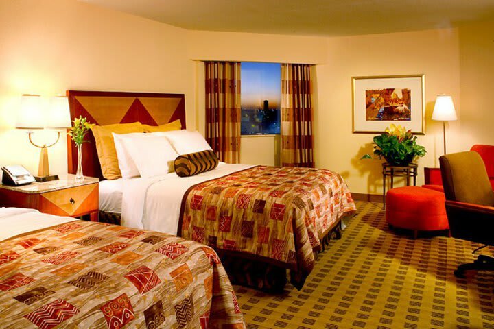 Crowne Plaza Hotel Houston River Oaks