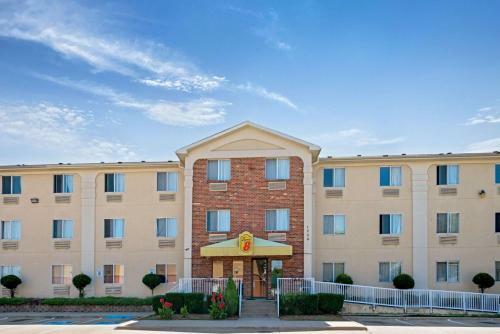 Motel Super 8 Plano