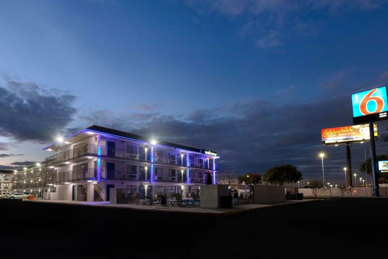 Motel 6 San Antonio West - Seaworld