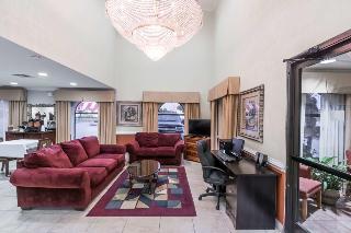 Hotel Days Inn & Suites Winnie