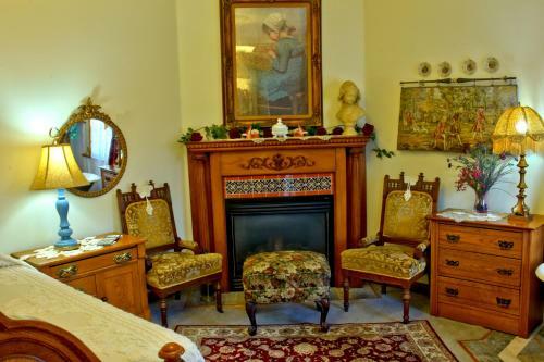 Bed & Breakfast Big Yellow Inn