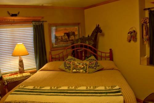 Bed & Breakfast Big Yellow Inn