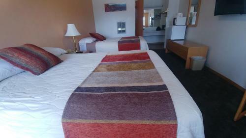 Blue Pine Motel