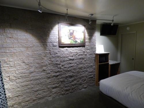 Canyon Lodge Motel