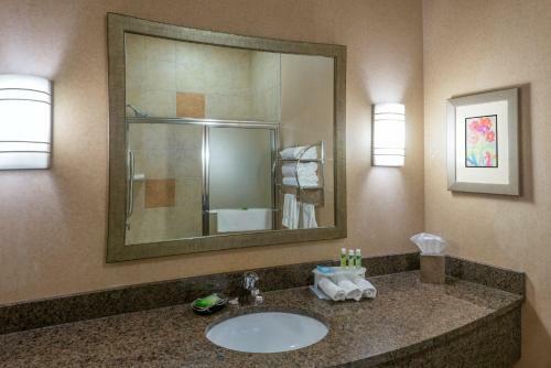 Holiday Inn Express Hotel Vernal