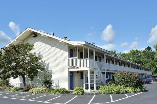 Motel 6 Brattleboro