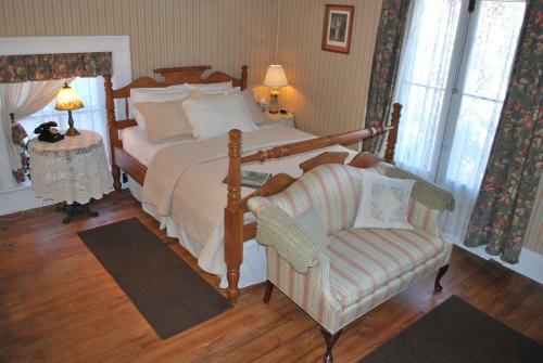 Bed & Breakfast Seven Wives Inn