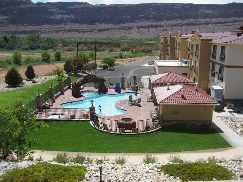 Holiday Inn Express Hotel & Suites Moab