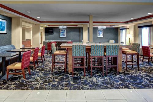 Hotel Holiday Inn Express Ashland