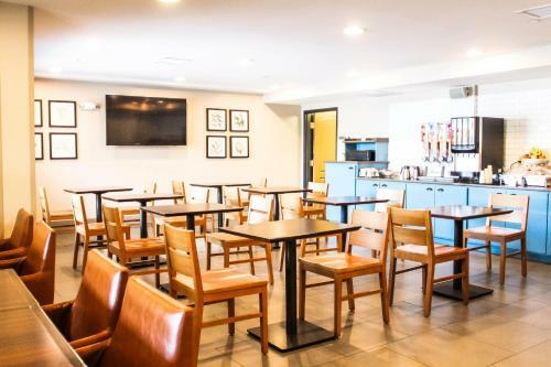Hotel Country Inn & Suites Chester