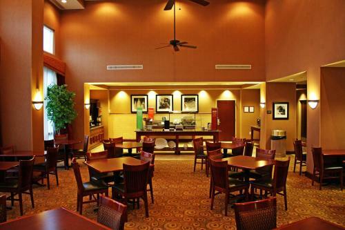 Hotel Hampton Inn And Suites Fredericksburg