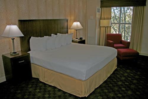 Hotel Doubletree By Hilton Norfolk Airport