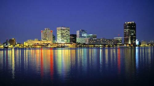 Hotel Doubletree By Hilton Norfolk Airport