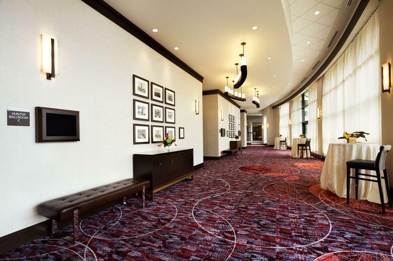 Hotel Embassy Suites Springfield