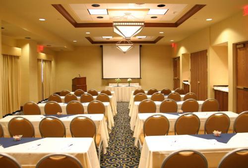 Hotel Springhill Suites By Marriott Norfolk Virginia Beach