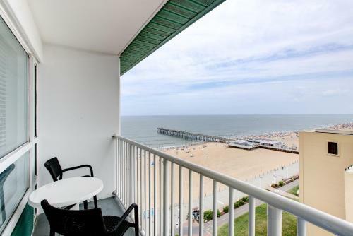 Boardwalk Resort Hotel And Villas