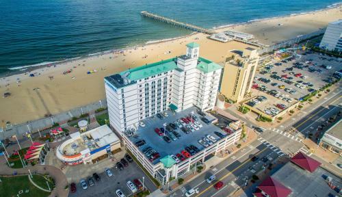 Boardwalk Resort Hotel And Villas