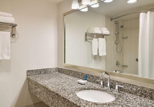 Four Points By Sheraton Bellingham Hotel & Conference Center
