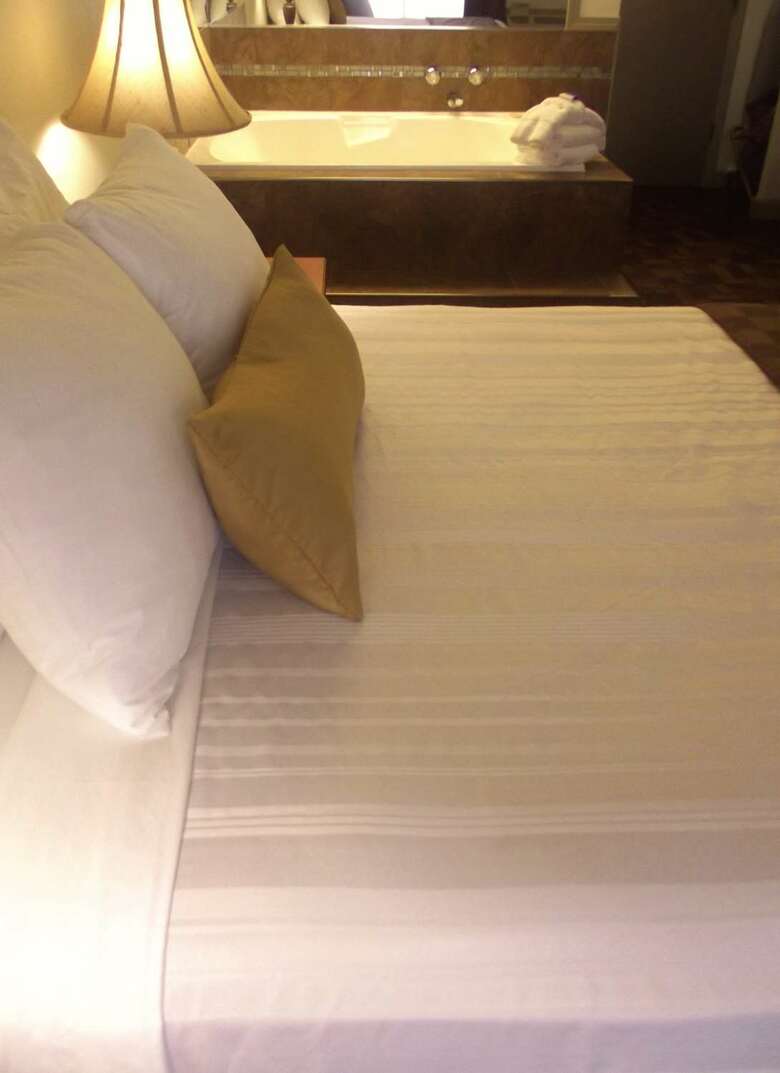 Best Western Plus Lake Front Hotel
