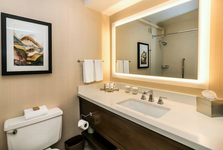 Hotel Doubletree By Hilton Spokane City Center