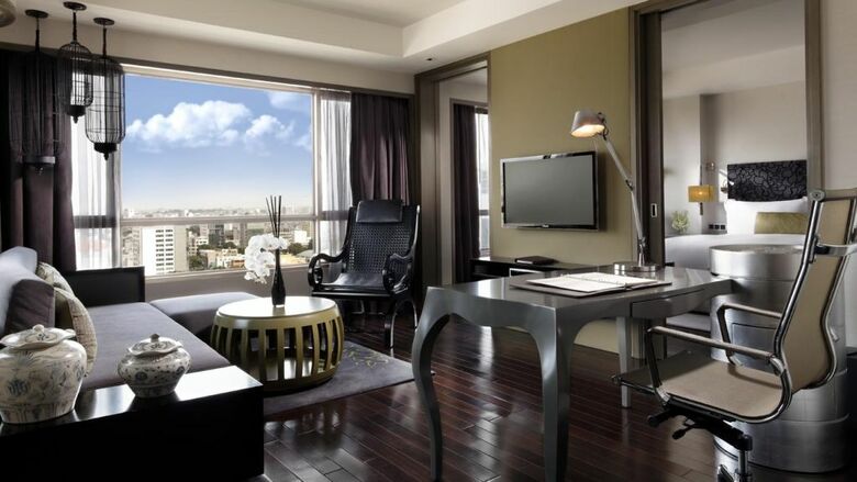 Sofitel Saigon Plaza Hotel