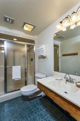 Hotel Ephraim Shores Resort