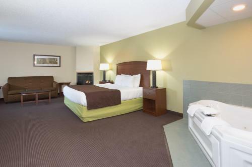 Cobblestone Hotel And Suites - Wisconsin Rapids