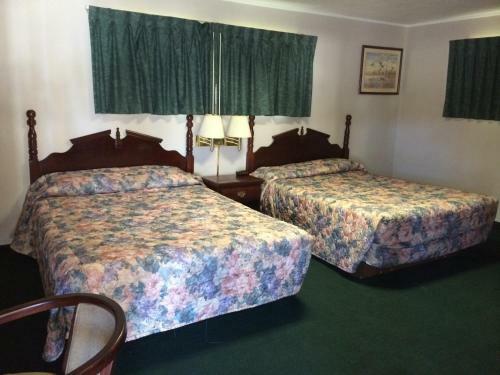 Motel Rapids Inn & Suites